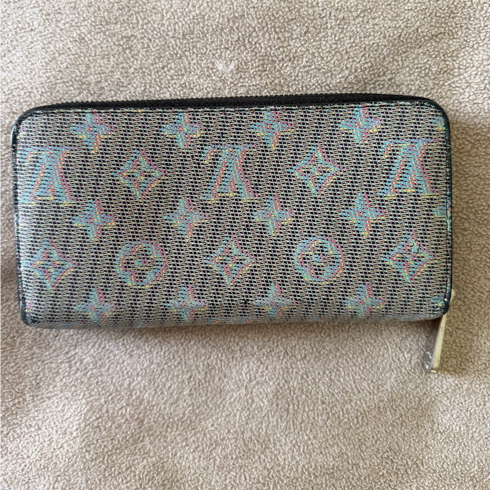 Louis Vuitton Zippy Wallet Monogram LV Pop Blue - Picture 2 of 11